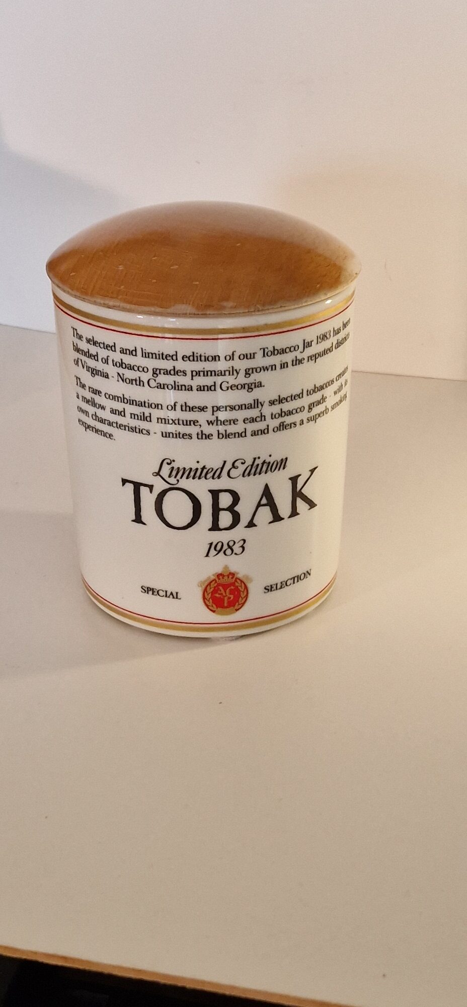 Tobaksdåser / Askebægre Tobaksdåser / Askebægre